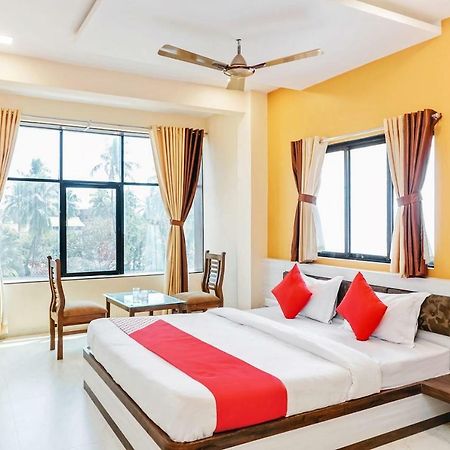 Oyo 29634 Hotel Navalai Pride Ratnāgiri Eksteriør billede