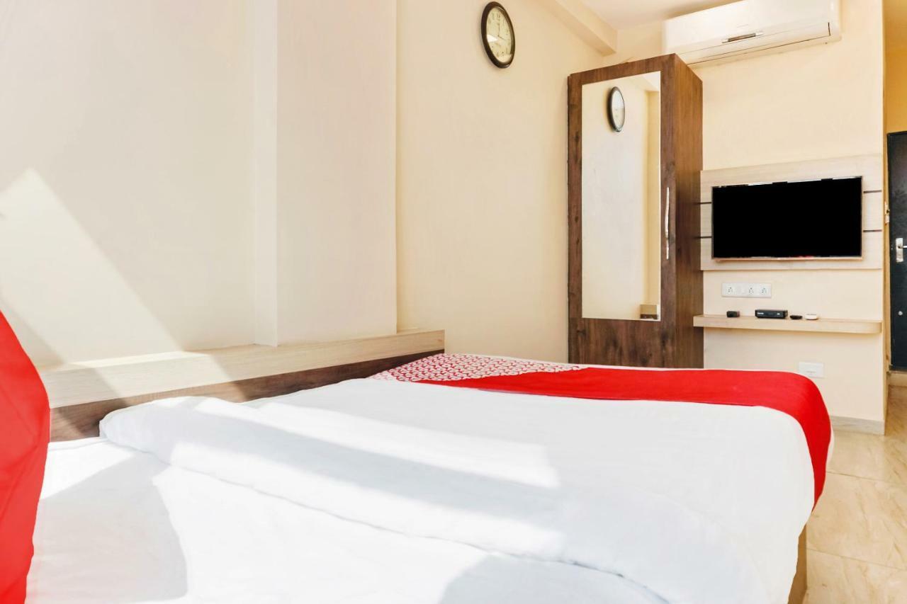 Oyo 29634 Hotel Navalai Pride Ratnāgiri Eksteriør billede